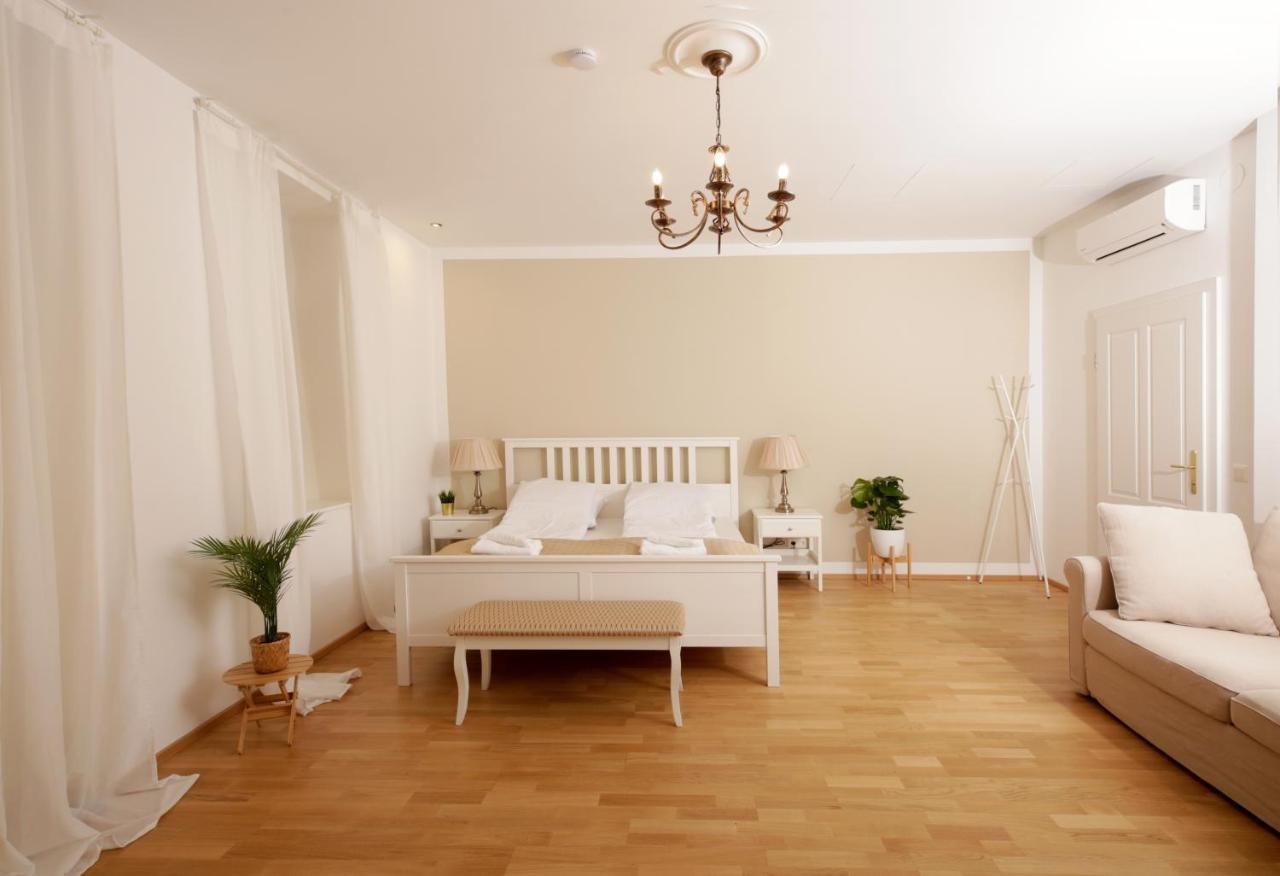 Serenity Suite Wenen Buitenkant foto